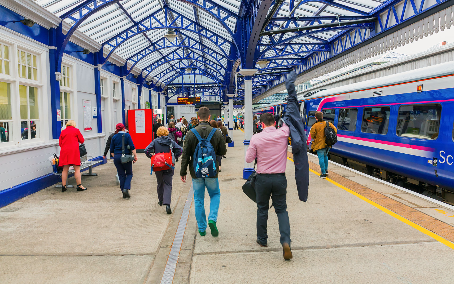 The timetable changes in December 2018 will see the reinstatement of a second Stirling to London King's Cross direct train (photo © Madrabothair / dreamstime.com).