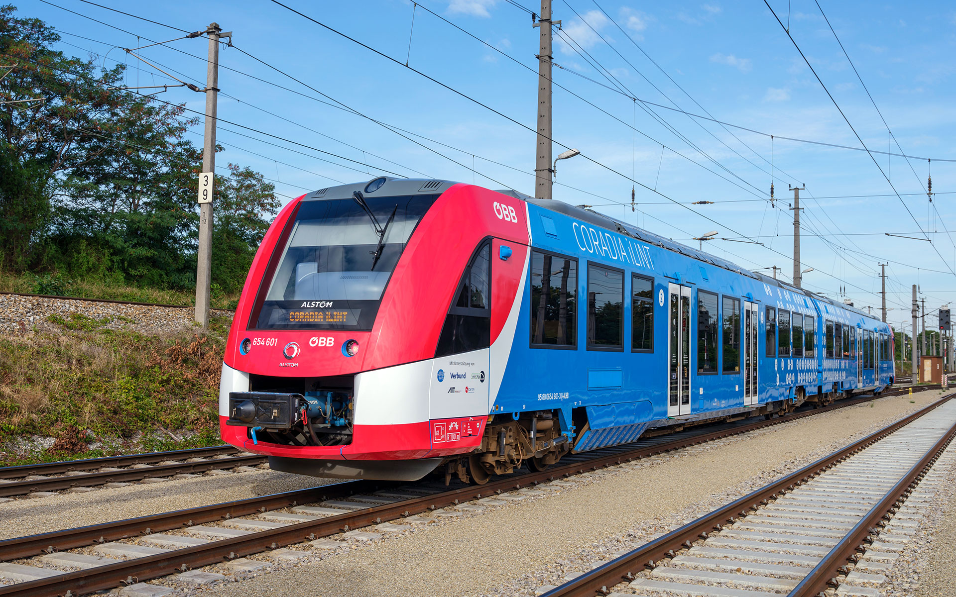 A Coradia iLint train on a commercial test run in Austria on 21 September 2020 (photo © ALSTOM / Christoph Busse).