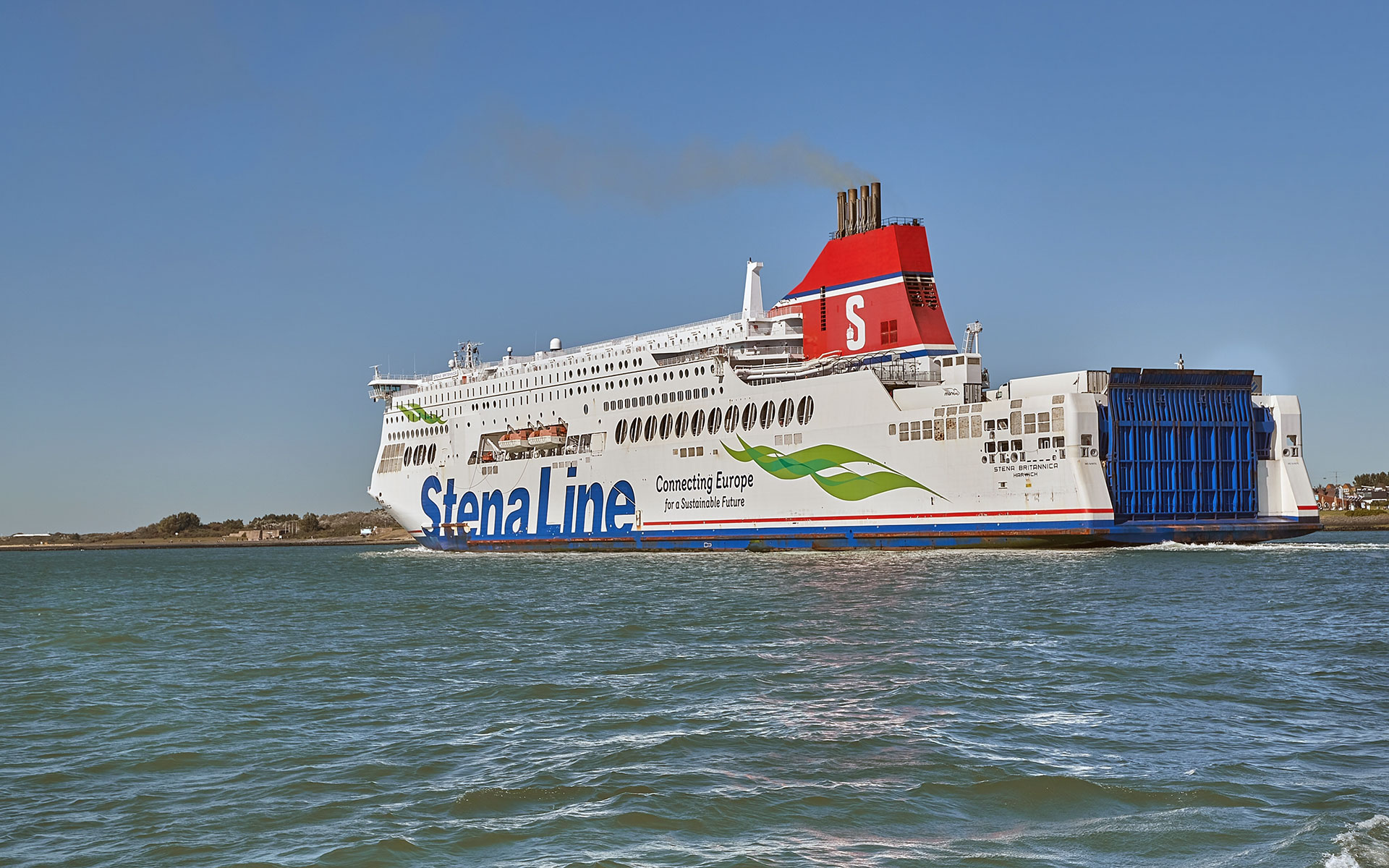 The Stena Britannica happily still takes foot passengers on the crossing between Hoek van Holland and Harwich (photo © Péter Gudella / dreamstime . com)
