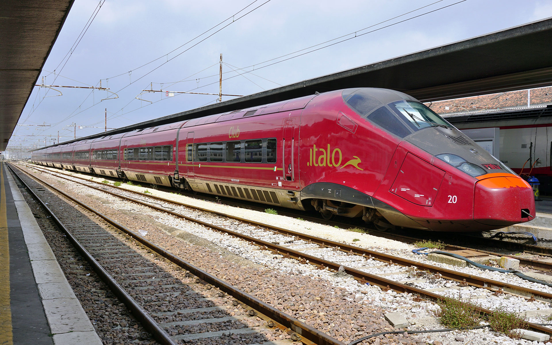 Italo's sleek red trains will regularly serve Genoa on Italy's Ligurian coast from mid-December 2021 (photo © Eq Roy / dreamstime.com).